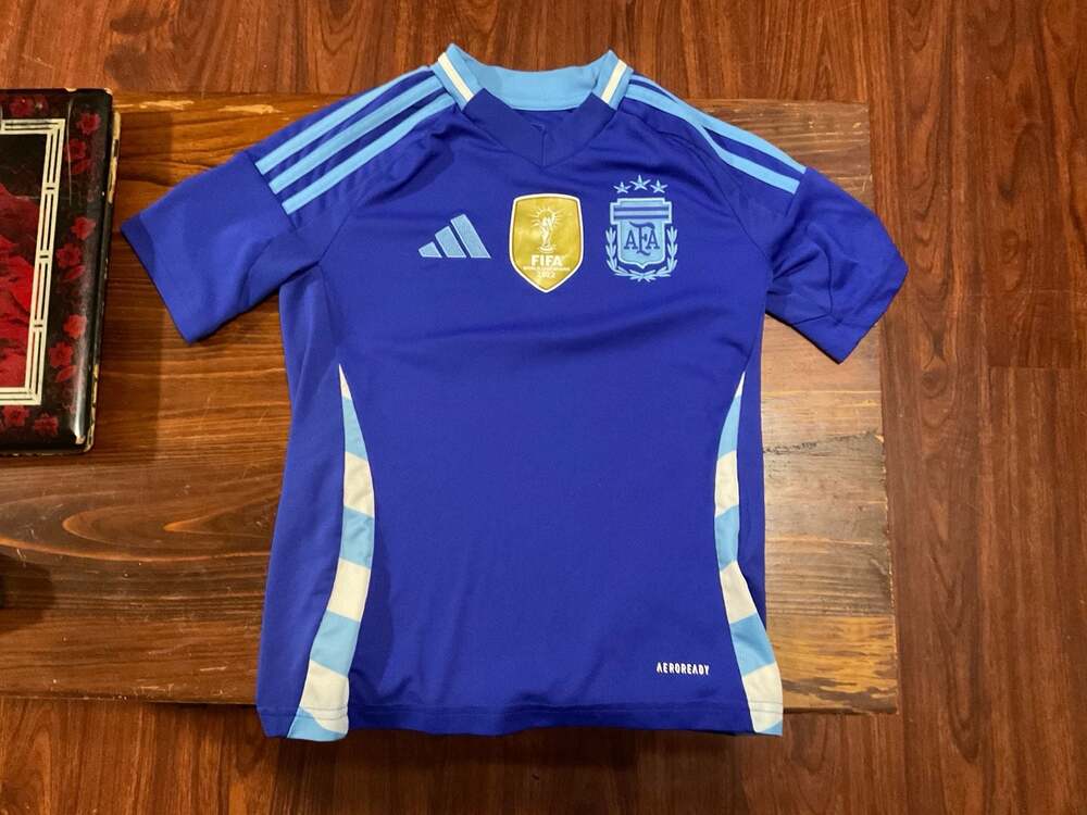 Adidas Argentina FIFA World Cup 2022 Champions Away Soccer Jersey (Youth 9-10Y)